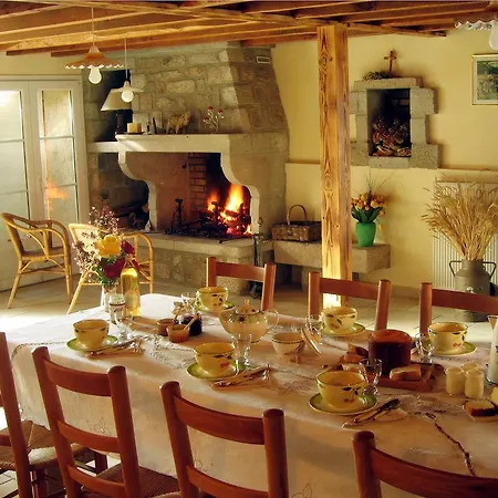 La Grange Aux Hirondelles Chambles