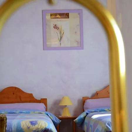 La Grange Aux Hirondelles Guest house 3*